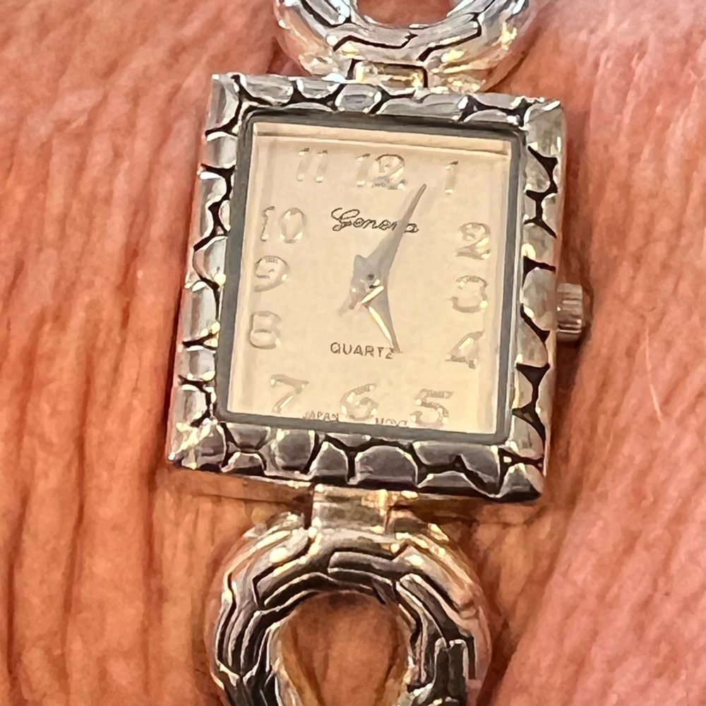 Watch - Picture 6 of 6